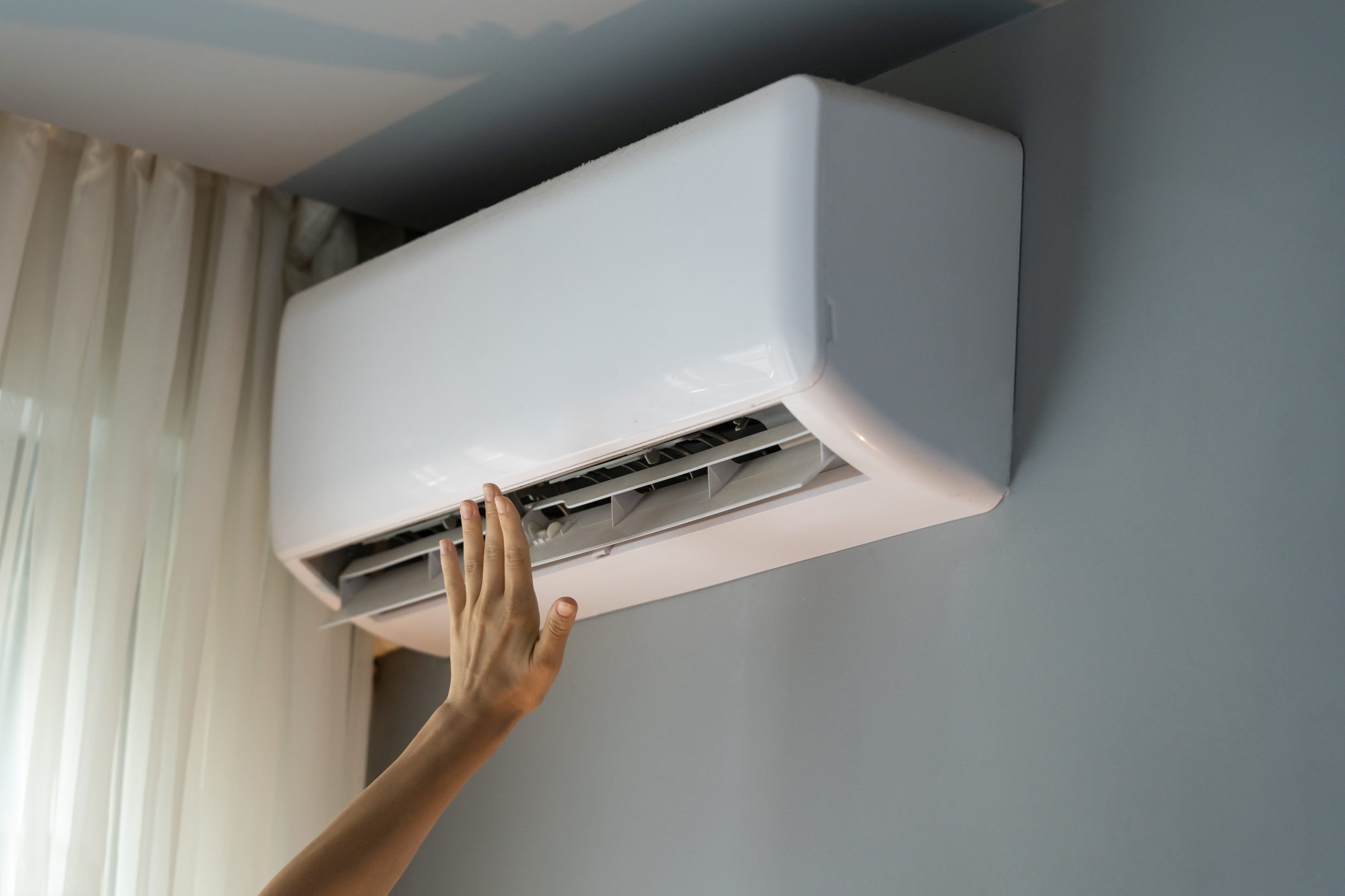 Energy-Efficient Window AC Units That Save You Money