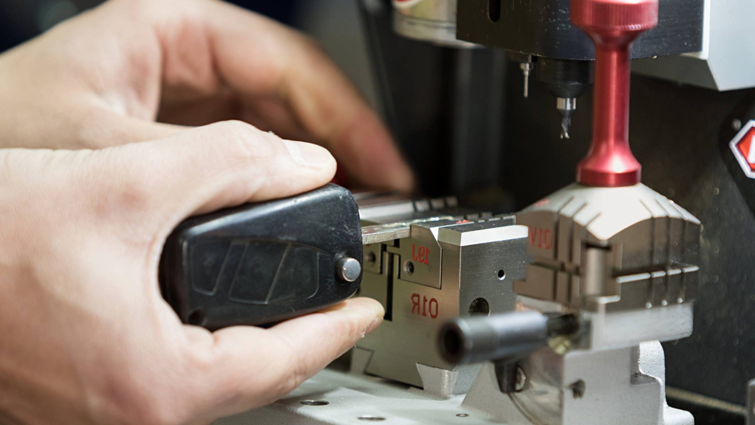 Finding Professional Vehicle Key Solutions from an Auto locksmith Rutland