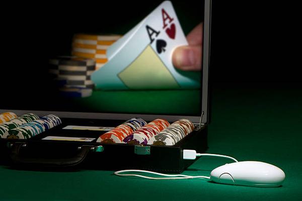 Learn About Jackpot Mechanics Through オンカジ おすすめ Slot Guides