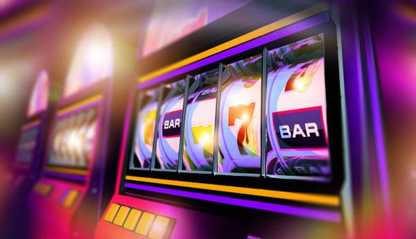Reviewing Platform Design of the top online casinos