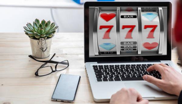 Managing Payments and Accounts on online casino Singapore